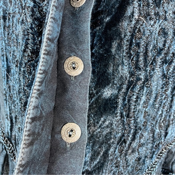 L’Pogee Whimsigoth Boho Velvet Ruffle Lace Button-Up Blouse Blue Embroidered OS - Picture 7 of 13